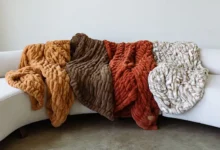 Lola Blankets